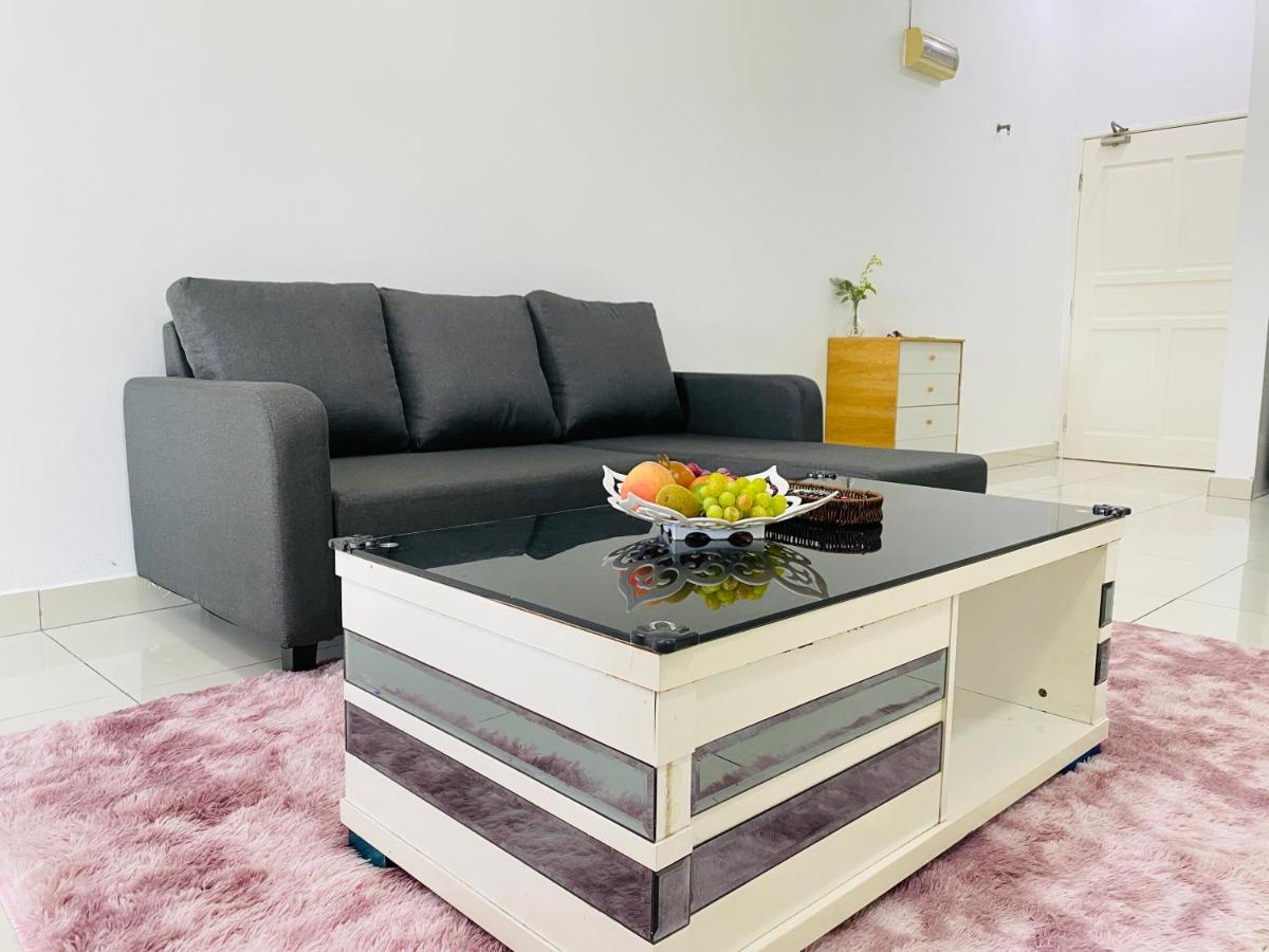 Cozy 1-10 Pax 4Qbeds 2Sbeds Shah Alam Sec7, I-City Esterno foto