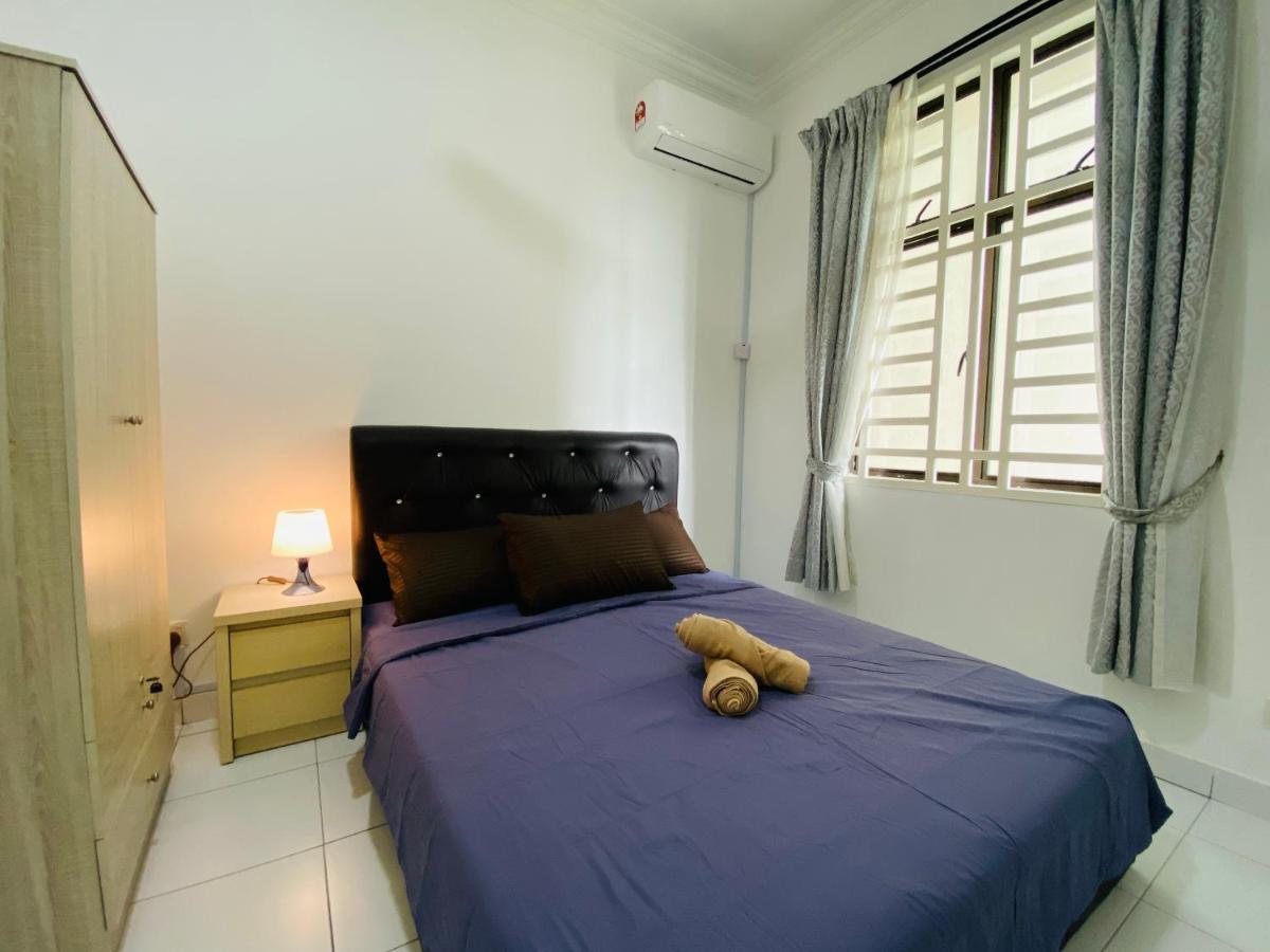 Cozy 1-10 Pax 4Qbeds 2Sbeds Shah Alam Sec7, I-City Esterno foto